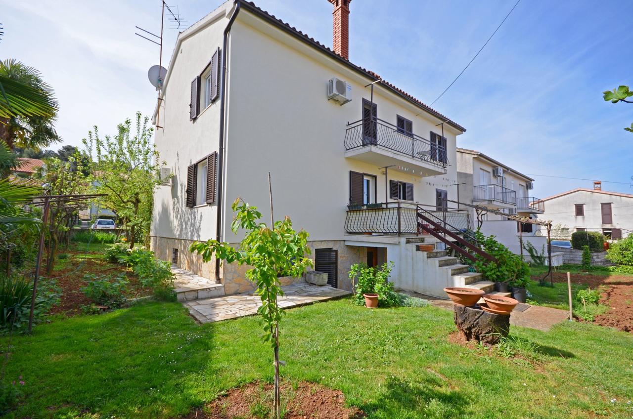 Apartments Milan Porec Exterior photo